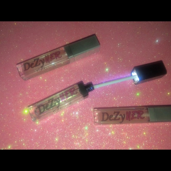 LED Lipgloss - Picture 5 of 5